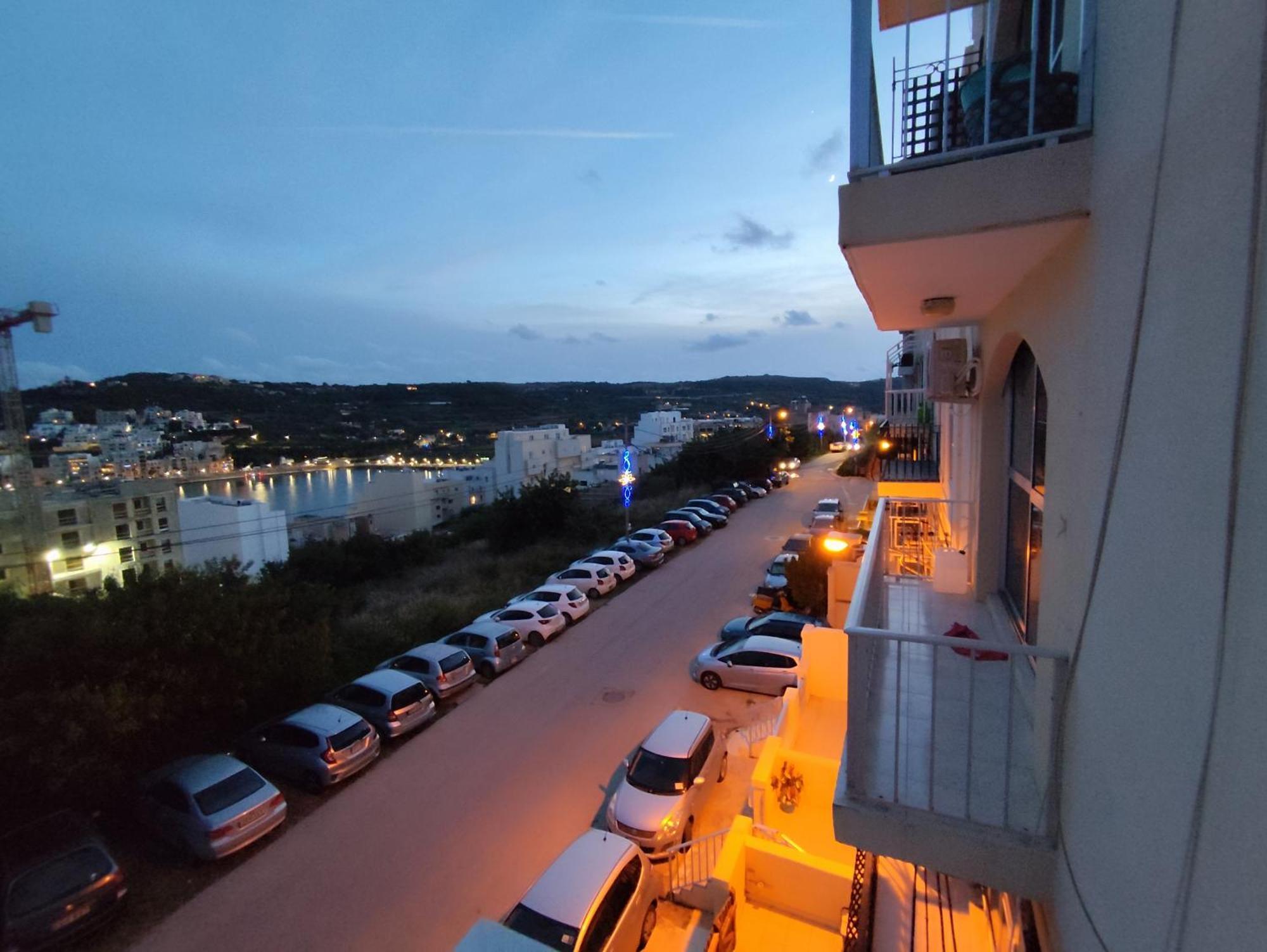 Апартаменти Sea Breeze Bliss - Self Check-In Сент-Полс-Бей Екстер'єр фото