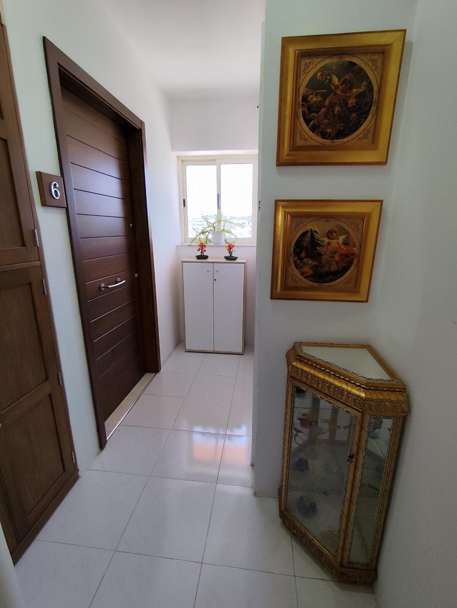 Апартаменти Sea Breeze Bliss - Self Check-In Сент-Полс-Бей Екстер'єр фото